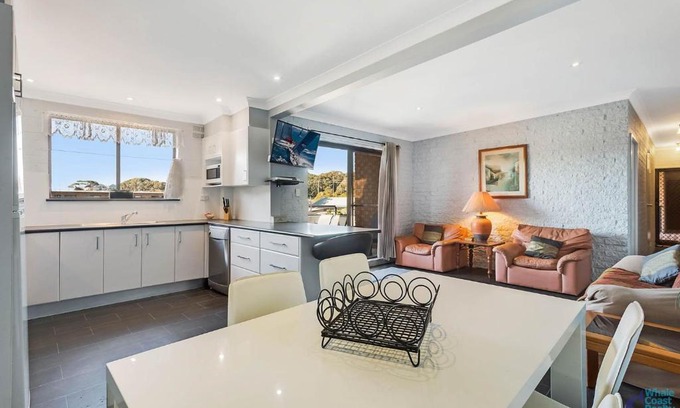 Narooma Apartment | Apollo Unit 15 1st Floor