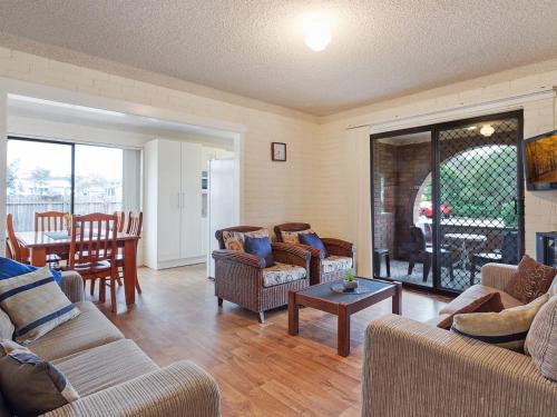Narooma Apartment | Apollo Unit 20 Ground Floor
