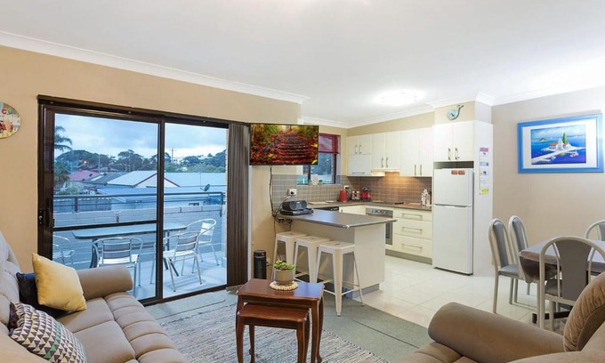 Narooma Apartment | Apollo Unit 7 1st Floor