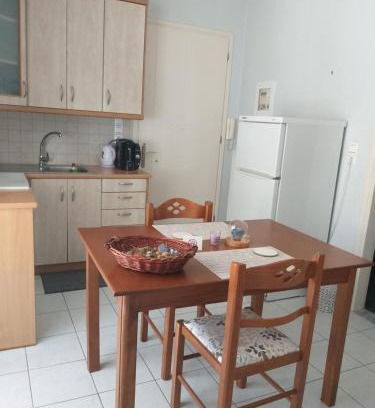 Panagiouda House | Apostolos House