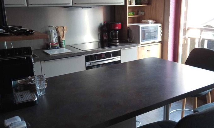 Saint-Jean-de-Sixt Apartment | Appart 6 pers center Saint Jean de Sixt
