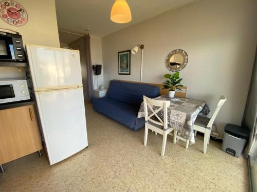 Balaruc-les-Bains Apartment | Appart cosy à Balaruc-les-Bains, proche Thermes, animaux admis, climatisation - FR-1-503-101