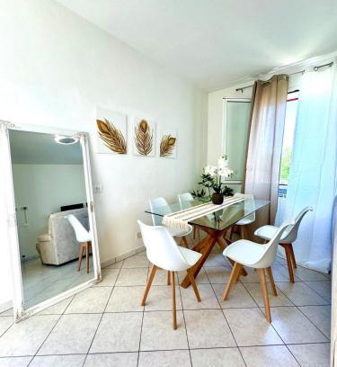 Lido Adriano Apartment | Appartamento Camelia vista mare