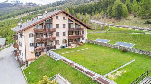 Teola Apartment | Appartamento Loretta Myholidaylivigno