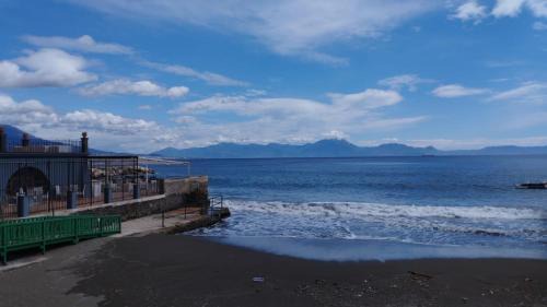 Posillipo Apartment | APPARTAMENTO SUL MARE POSILLIPO