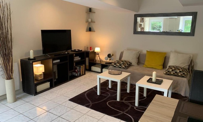 Noyal-sur-Seiche Apartment | Appartement dans une longère aux portes de Rennes