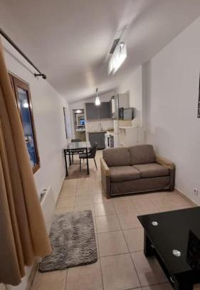 Republique Apartment | Appartement à Nanterre-Ville