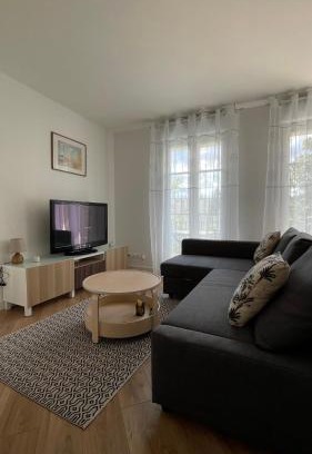 Deuil-la-Barre Apartment | Appartement 15 min Paris Gare du Nord