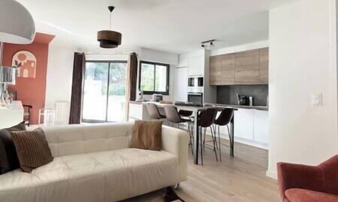 Pessac Apartment | Appartement 2 Chambres Idéalement Situé en Centre Ville et au Calme