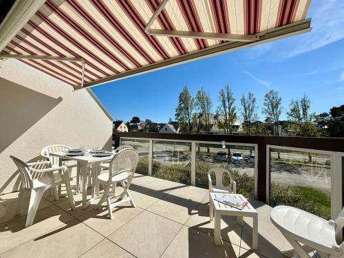 Carnac Apartment | Appartement 3 pièces à Carnac, balcon sud, proche plage - 4 pers - FR-1-377-14