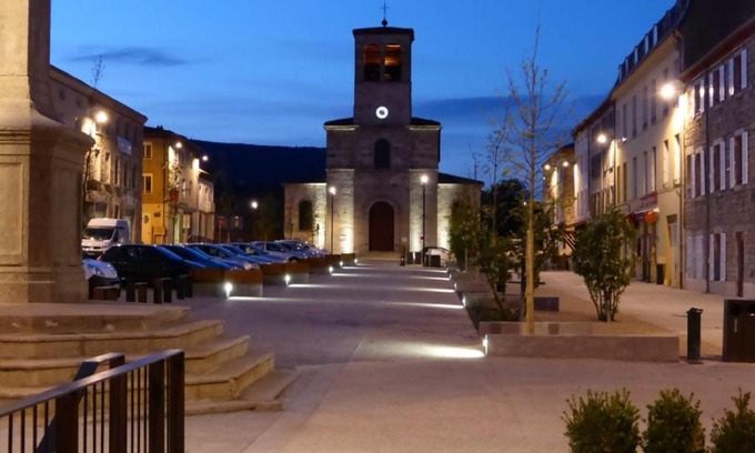 Pelussin Apartment | Appartement confortable centre du village