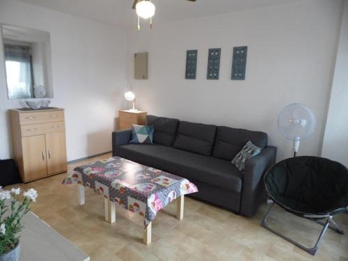 Marseillan Apartment | Appartement cosy à 200m de la plage avec parking privé et loggia, animaux admis - FR-1-326-668