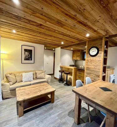 Brides-les-Bains Apartment | Appartement cosy avec terrasse & vue montagne - Brides-les-Bains