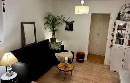 Margnolles - Rhone Apartment | Appartement cosy avec parking, au pied du métro