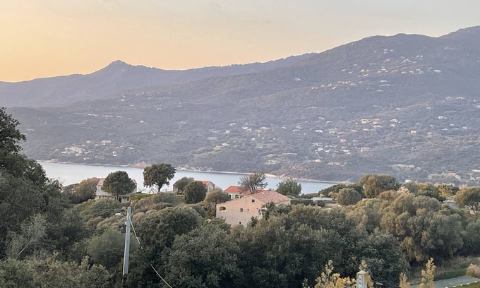 Viggianello Apartment | Appartement de Charme, Neuf, vue sur le Golfe de Valinco et le Maquis