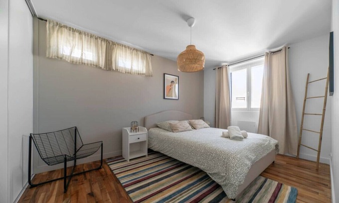 Clermont-Ferrand Apartment | Appartement design avec parking privé