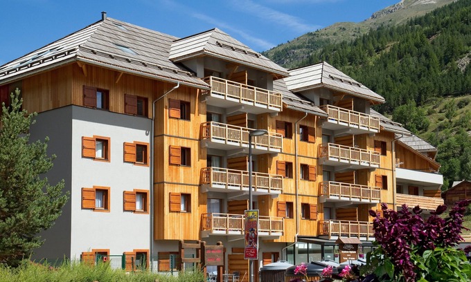 La Salle-les-Alpes Condo | Appartement de Montagne Cosy | Service de Navette