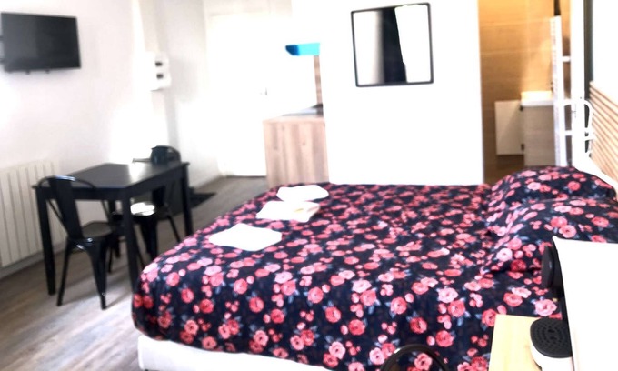 Libourne Apartment | Appartement Design Tout Confort à 10 Minutes de Bordeaux