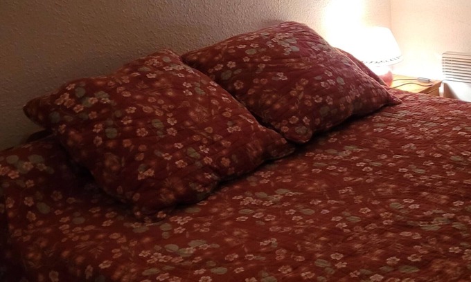 Saint-Aventin Apartment | Appartement 6 Couchages 1800m d Altitude