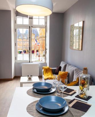 Charleville-Mezieres Apartment | Appartement charmant Charleville-Mézières 45m² Vue sur la ville