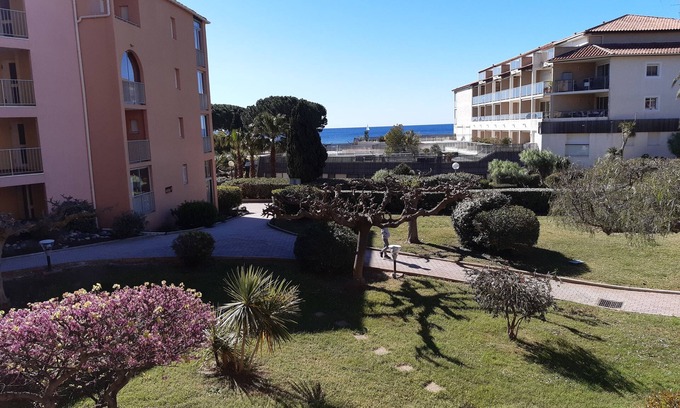 Miramar Apartment | Appartement T2 de 38m2, 4 Personnes, 200m de la Plage et des Commerces