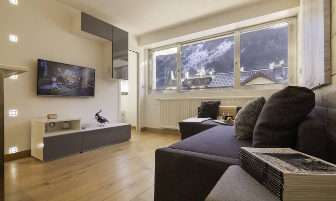 Chamonix City Centre Apartment | Appartement Le Concordia 4, Chamonix, France