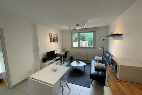 Jean Moulin - Marius Berliet Apartment | Appartement Lyon 8 proche métro