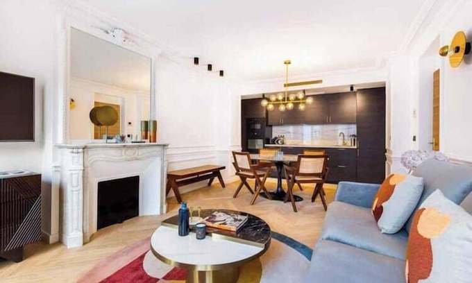 Saint-Vincent-de-Paul Apartment | Appartement newly rebuilt by architect ☆ Lafayette/Gare du Nord ☆