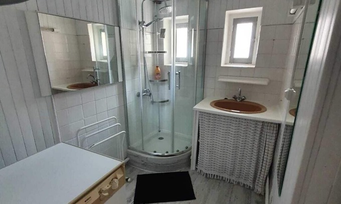 Cervieres Apartment | Appartement Pour 6 Personnes au Calme de la Montagne