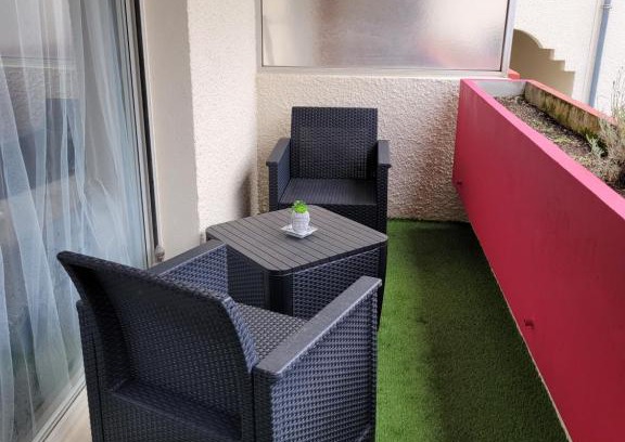 Jouvence Apartment | Appartement rénové près république