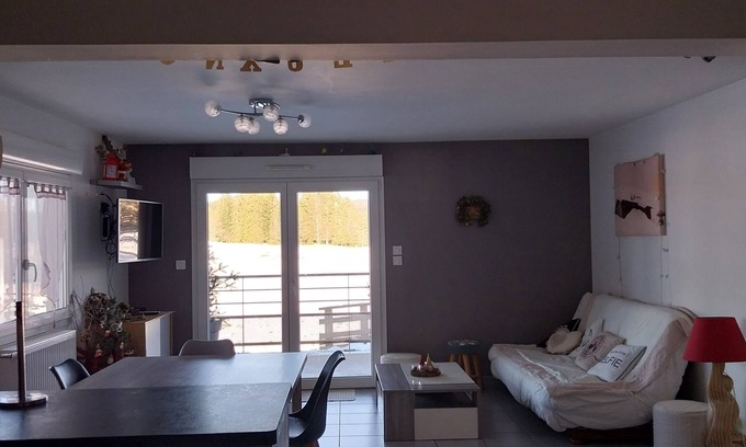 Les Rousses Apartment | Appartement ski au Pied Massif de la Dôle vue sur la Nature