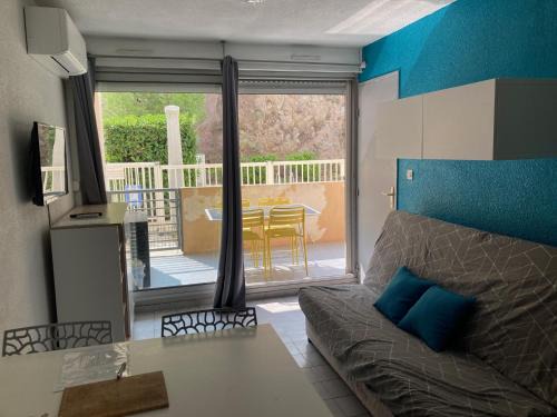 Sete Apartment | Appartement T2 climatisé 4 personnes piscine et parking privée