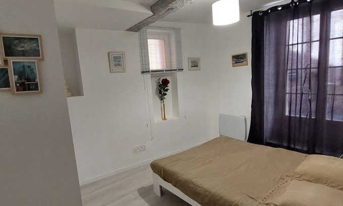 Les Arcs-sur-Argens Apartment | Appartement T3 au Cœur de la Ville Médiévale, Entièrement Rénové Avec Goût