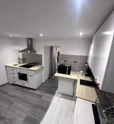 Bourgoin-Jallieu Apartment | Appartement T4 en Hyper-centre