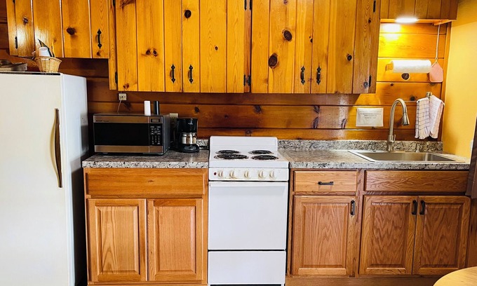 Chelan Hotel | Apple Inn Motel