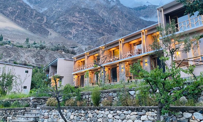 Hunza Hotel | applegardenhunza