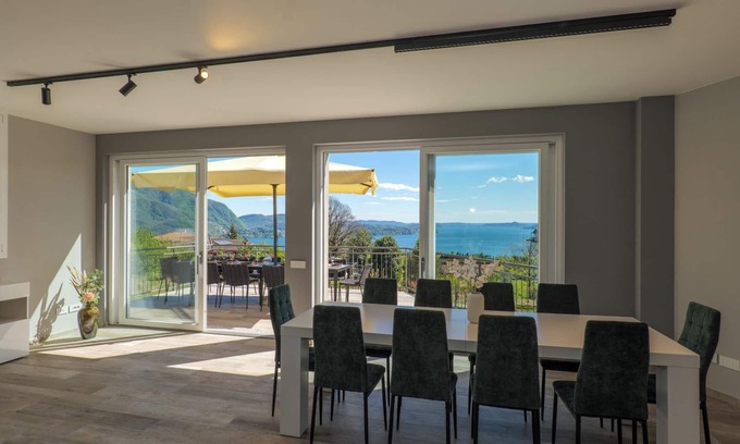 Cresseglio Apartment | Approx. 190 m² 6-room house unit with terrace and whirlpool