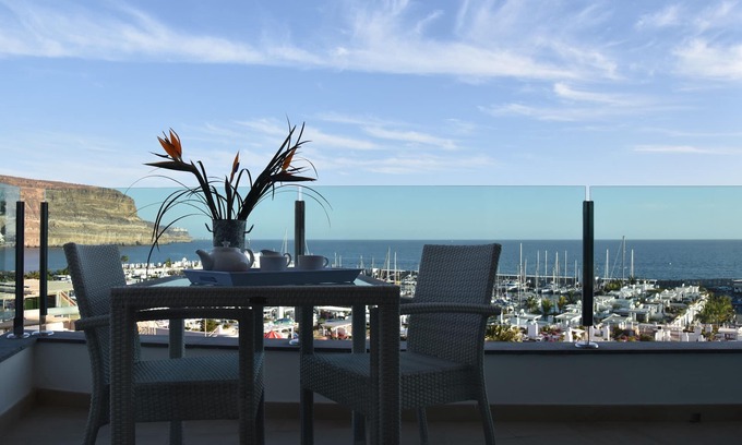 Puerto de Mogan Apartment | Apt. 1ºB "Spectacular views of the sea and the marina of Puerto de Mogán"