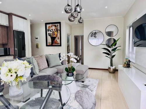 Greater Johannesburg Metropolitan Area Apartment | Apt 2 Bed in Stunning Golf Estate