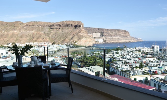 Lomo Quiebre Apartment | Apt. 2ºC "Spectacular views of the sea and the marina of Puerto de Mogán"