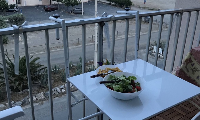 Port-la-Nouvelle Apartment | Apt Entièrement Rénové a Proximité et vue mer