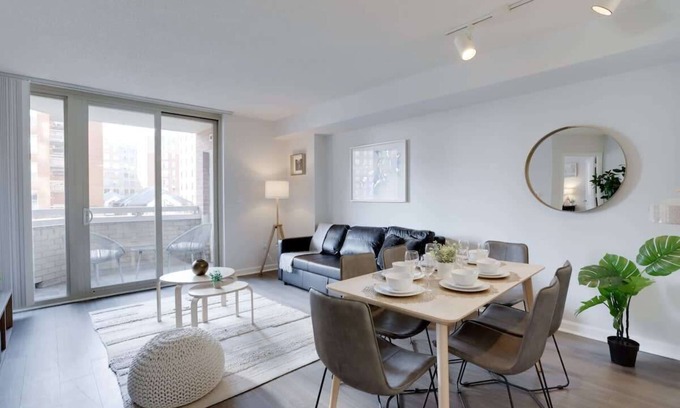 Ballston Apartment | Apt Just Steps from Ballston Subway Station