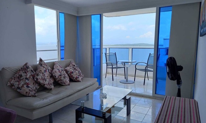 El Laguito Apartment | Apto VISTA AL MAR piso 16 PLAYA CERCA