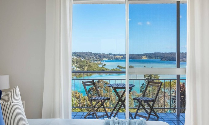 North Narooma Apartment | Aque Blu - 11 Hillcrest Ave North Narooma