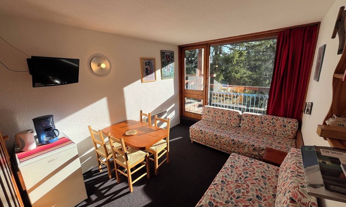 Bourg-Saint-Maurice Apartment | ARC 1800 2-room apartment, ski-in/ski-out, quiet in the heart of the resort