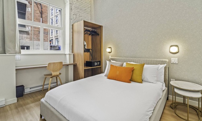 Old Montreal Hotel | Arcadia Hotel Boutique - Basic Room