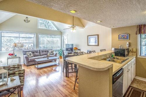 Myrtle Beach Apartment | Arcadian Dunes 11-343