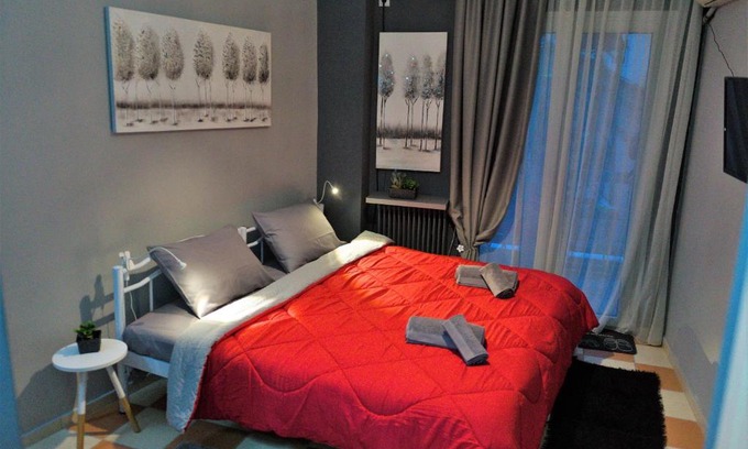 Thessaloniki City Centre Apartment | Arch of Galerius Studio (Καμάρα)
