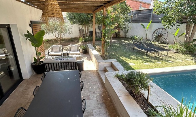 Marseillan Villa | Architect-designed house with swimming pool in Marseillan-Ville