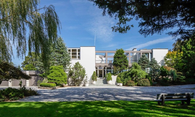 Amagansett North House | Architect's Own Home With Stunning Views and Private Beach Access